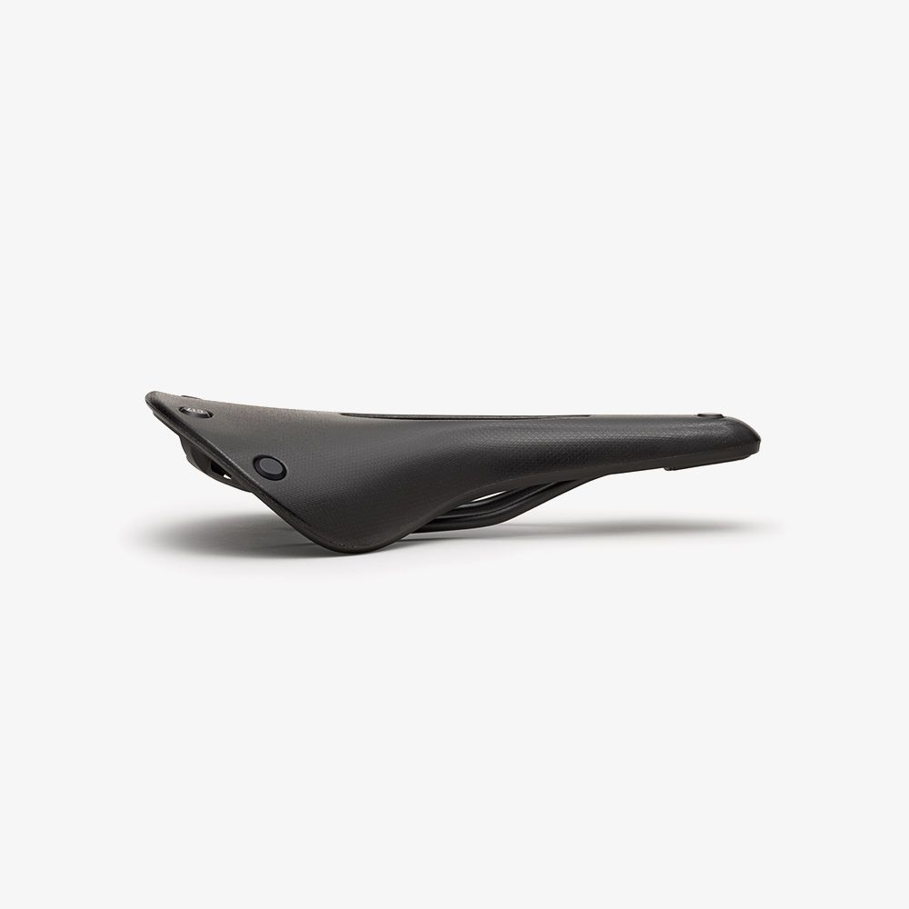 4_c17_carved_black_cambium_saddle_side