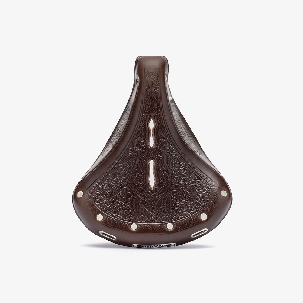 b18_a_brown_leather_saddle_top
